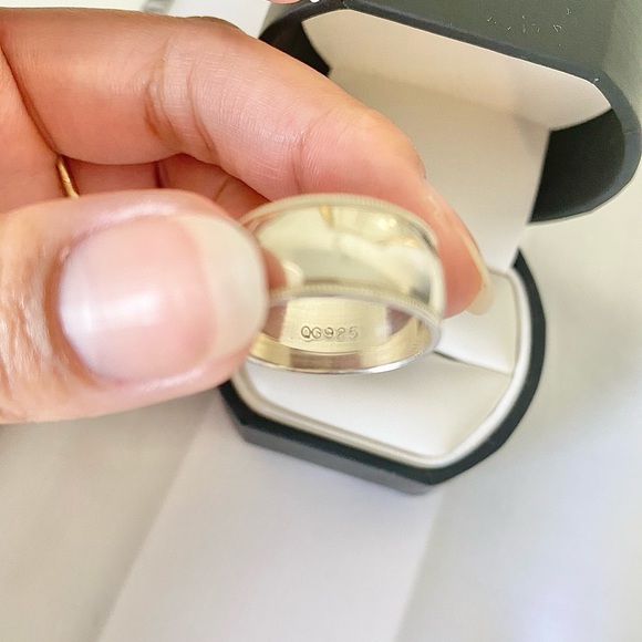 Sterling Silver 9mm Ring - Picture 8 of 8